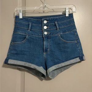 Garage short shorts